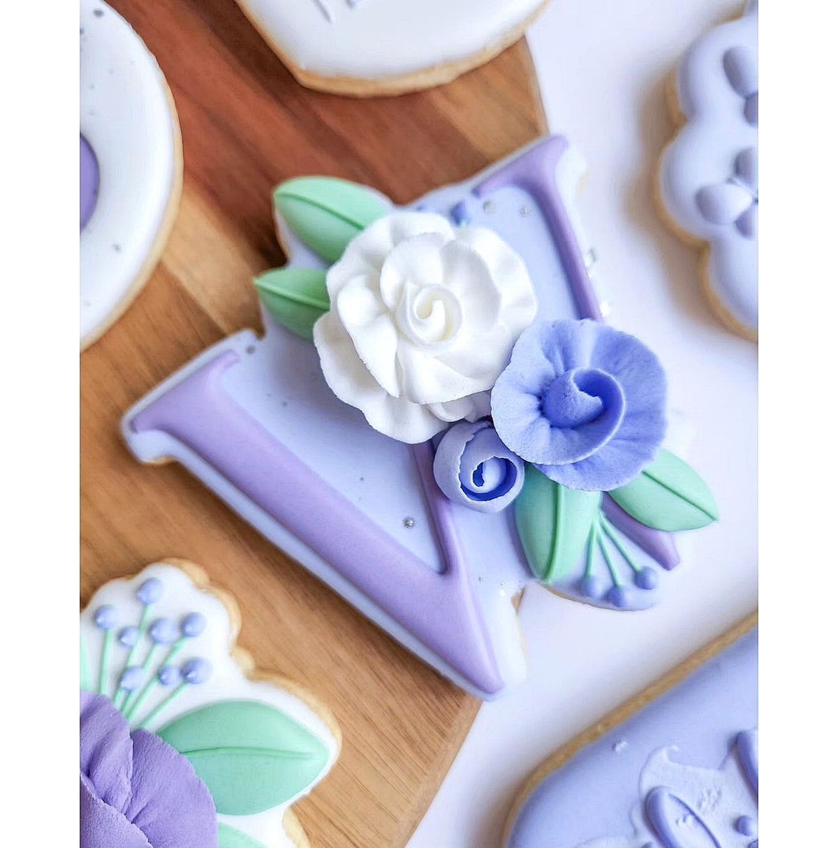 DIGITAL STL Download For Floral Letter W 1 Cookie Cutter