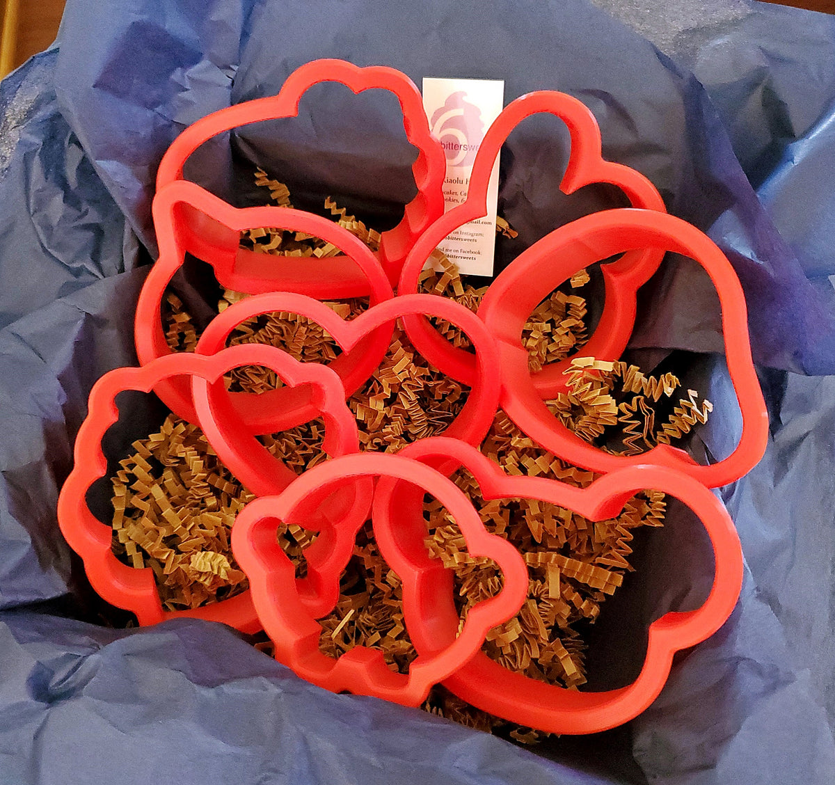 BT21 Misprints Surprise Box &lt;br&gt;(2 BT21 Character Cutters)