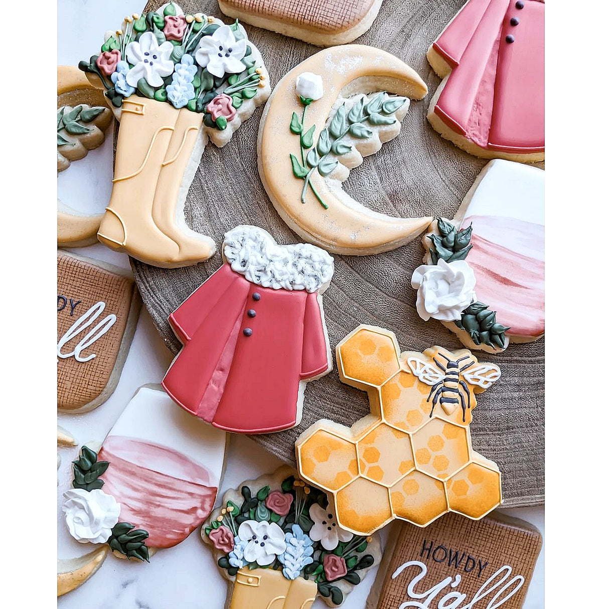 DIGITAL STL Download For Bee Honeycomb Plaque 1 Cookie Cutter