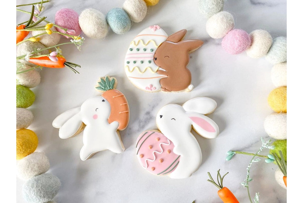 Cute Bunny With Carrot 1 Cookie Cutter