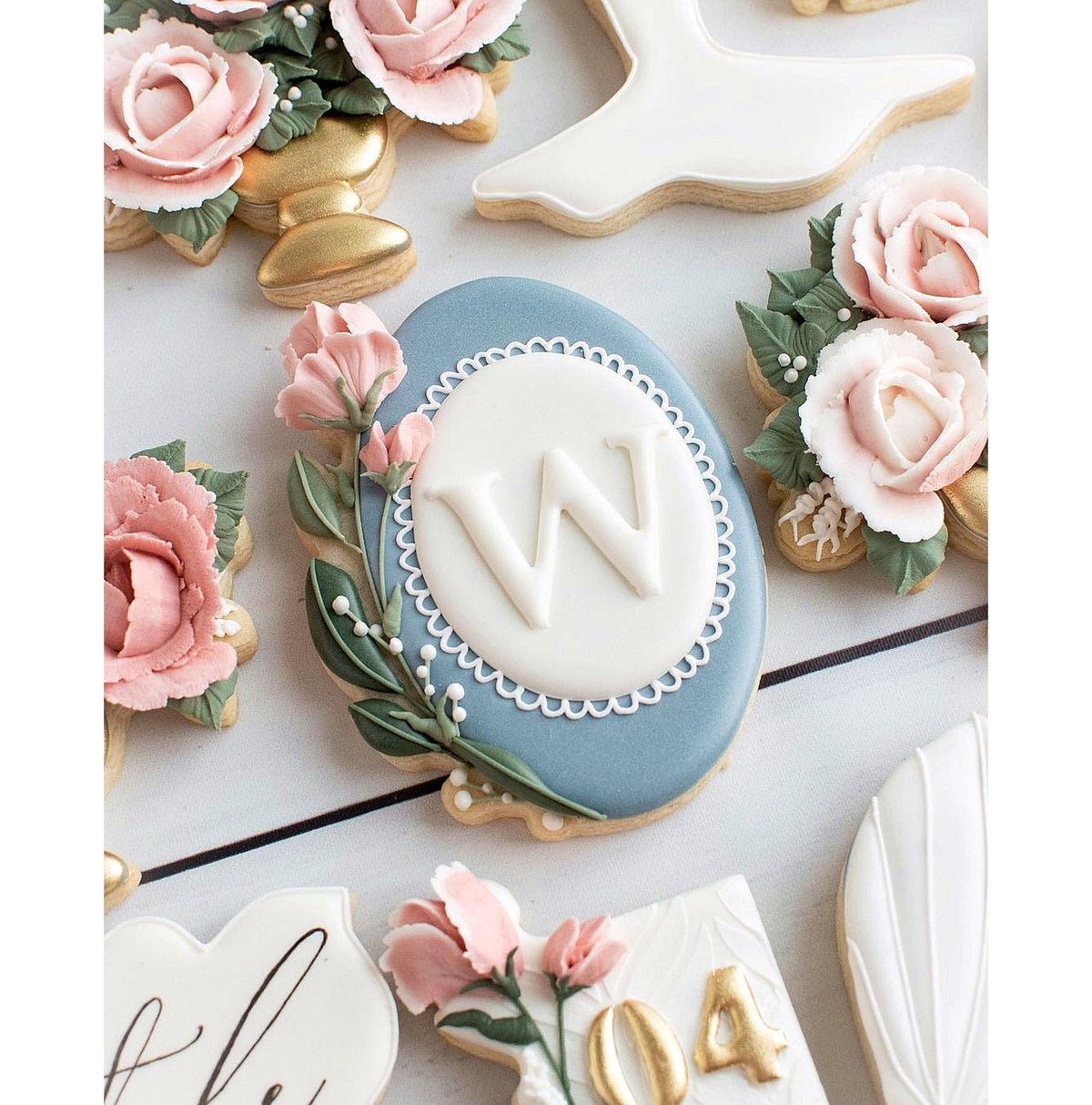 Floral Oval Plaque 1 Cookie Cutter