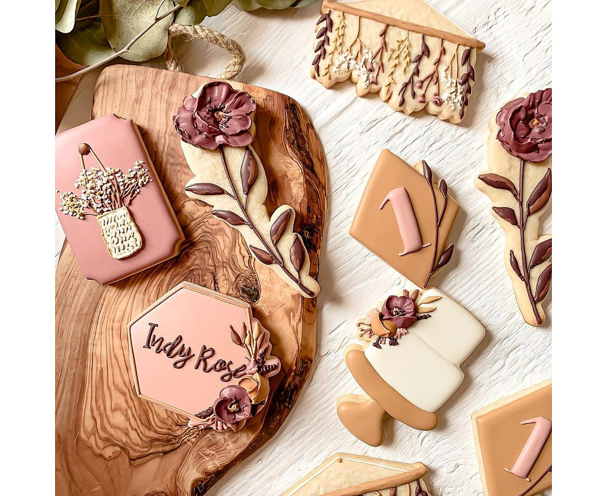 Flower With Stem 1 Cookie Cutter